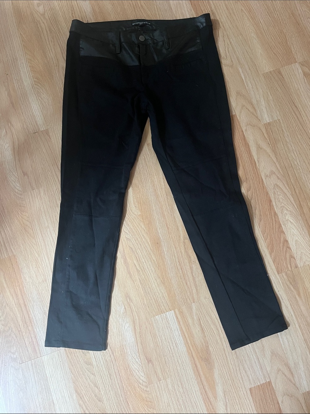 Black Jeans